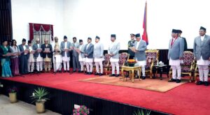 राष्ट्रपतिबाट नवनियुक्त मन्त्रीहरुले शपथ लिए