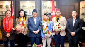 पुष्पकमल दाहाल ‘प्रचण्ड’द्वारा पाराओलम्पिकमा कास्य पदक विजेता पलेशा गोवर्धन सम्मानीत