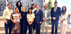 हमासद्वारा बन्धक बनाइएका बिपिनकी आमा र बहिनीद्वारा इजरायली राष्ट्रपतिसँग भेट