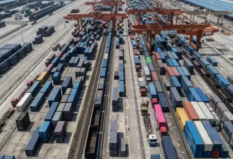 चीनको निर्यात २१.८ प्रतिशतले बढ्यो, अमेरिकातर्फको व्यापार खुम्चिँदा युरोप र आसियानमा आक्रामक बजार विस्तार