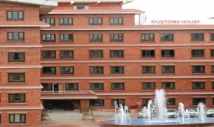 वैदेशिक व्यापार : १४ खर्बको कारोबार हुँदा करिब ११ खर्ब बाहिरियो