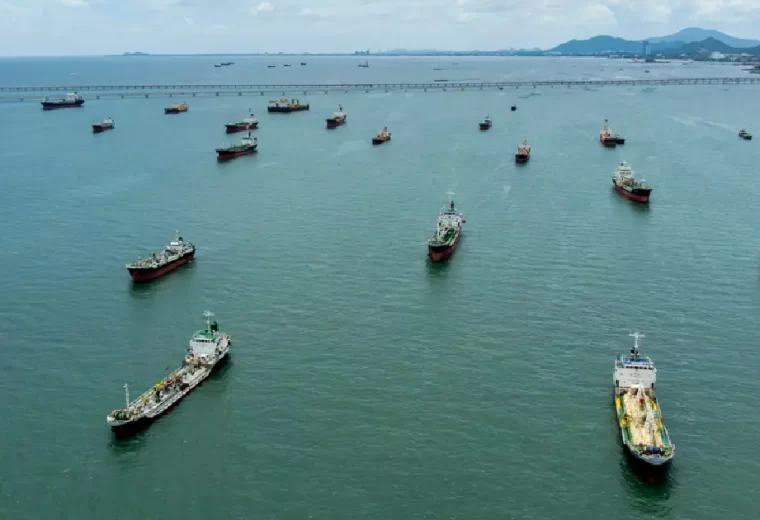 होर्मुज जलमार्गमा सुरक्षा संकट : भारतीय जहाजमाथि गोली प्रहार, विश्व तेल बजार पुनः चिन्तित