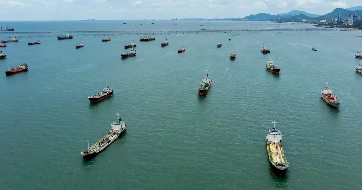 होर्मुज जलमार्गमा सुरक्षा संकट : भारतीय जहाजमाथि गोली प्रहार, विश्व तेल बजार पुनः चिन्तित