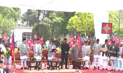 नवनियुक्त मन्त्रीहरूले लिए शपथ