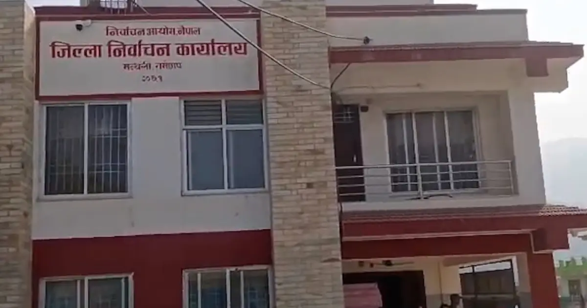 रामेछापमा मतदान टोली दुर्घटनामा परेपछि वैकल्पिक कर्मचारी खटाइयो