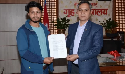 इनिशा विक हत्या प्रकरण : दोषीलाई तत्काल कानुनी दायरामा ल्याउन गृहमन्त्रीसँग परिवारको माग