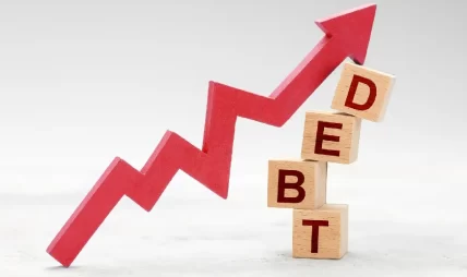 प्रत्येक नेपालीको टाउकोमा ऋणको भार बढ्दै, फागुन मसान्तसम्म २८ खर्ब ७८ अर्ब ऋण पुग्यो