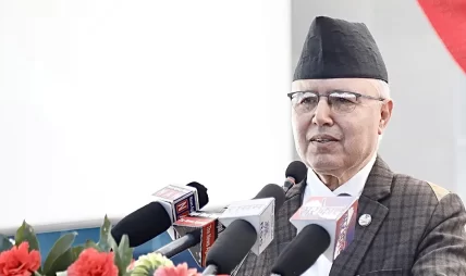 ३५ वर्ष नपुग्दै सरकारी वित्तीय संस्थालाई उद्धार गर्नुपर्ने अवस्था आयो : अर्थमन्त्री