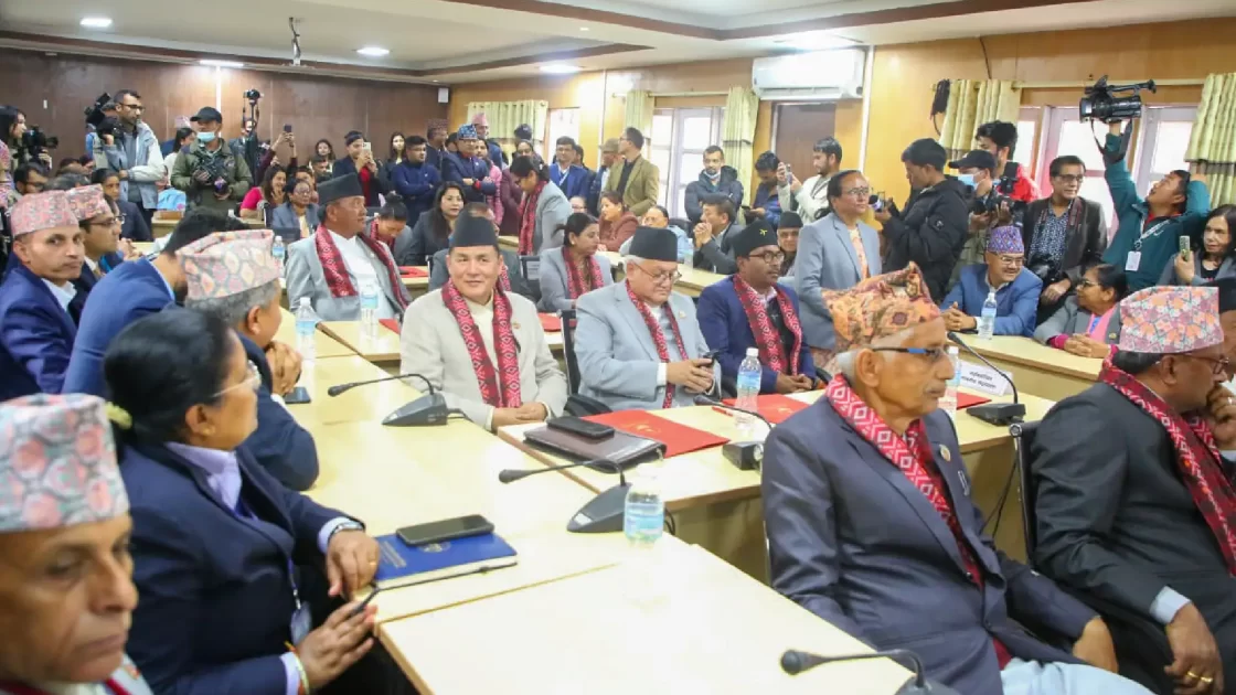 राष्ट्रियसभाका नवनिर्वाचित सदस्यद्वारा शपथ ग्रहण