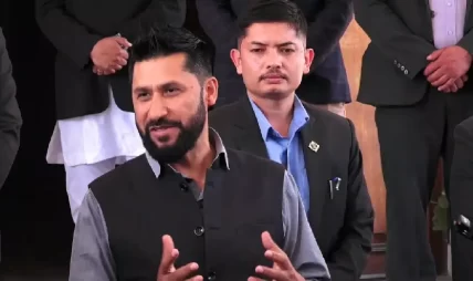 मेश लेखकको पक्राउलाई ‘हतार’ भन्नु गलत, आफ्ना सन्तान गुमाउने अभिभावकलाई सोध्नुस् : रवि लामिछाने