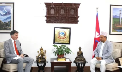 परराष्ट्रमन्त्री खनालसँग जर्मनीका राजदूतको भेट