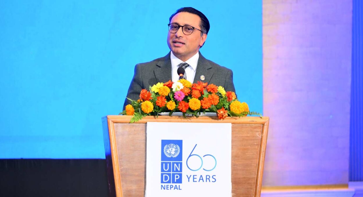 सरकार बदलिँदो आवश्यकताअनुसार युएनडीपीसँग विकास सहकार्य गर्न चाहन्छ : अर्थमन्त्री वाग्ले