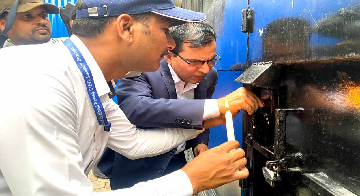अनधिकृत रूपमा सीप परीक्षण र प्रमाणीकरण गर्ने संस्थाको कार्यालयमा सिलबन्दी