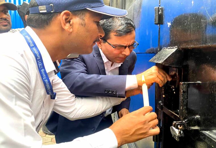 अनधिकृत रूपमा सीप परीक्षण र प्रमाणीकरण गर्ने संस्थाको कार्यालयमा सिलबन्दी
