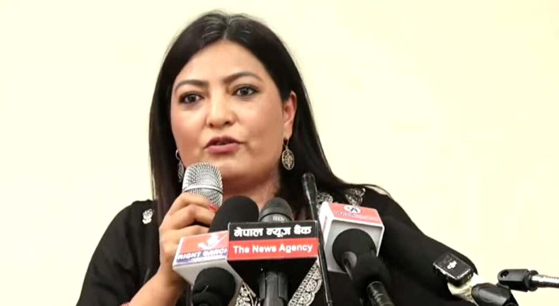 गुटको होइन, इमानदार कार्यकर्ताको संरक्षण गर्ने पार्टी बनाउनुपर्छ : नविना लामा