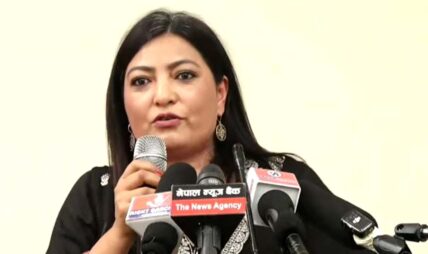 गुटको होइन, इमानदार कार्यकर्ताको संरक्षण गर्ने पार्टी बनाउनुपर्छ : नविना लामा