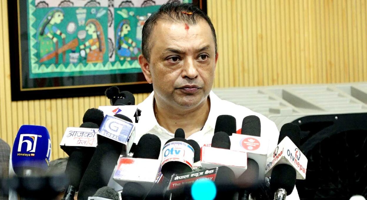 सरकार पाँच वर्ष चल्नुपर्छ, कांग्रेस जिम्मेवार प्रतिपक्षको भूमिकामा रहन्छ : कांग्रेस सभापति थापा