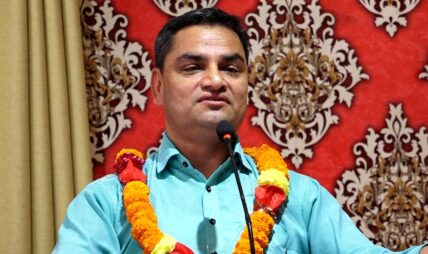 पार्टी मिल्छ भने महामन्त्री छाड्न तयार छु : प्रदीप पौडेल