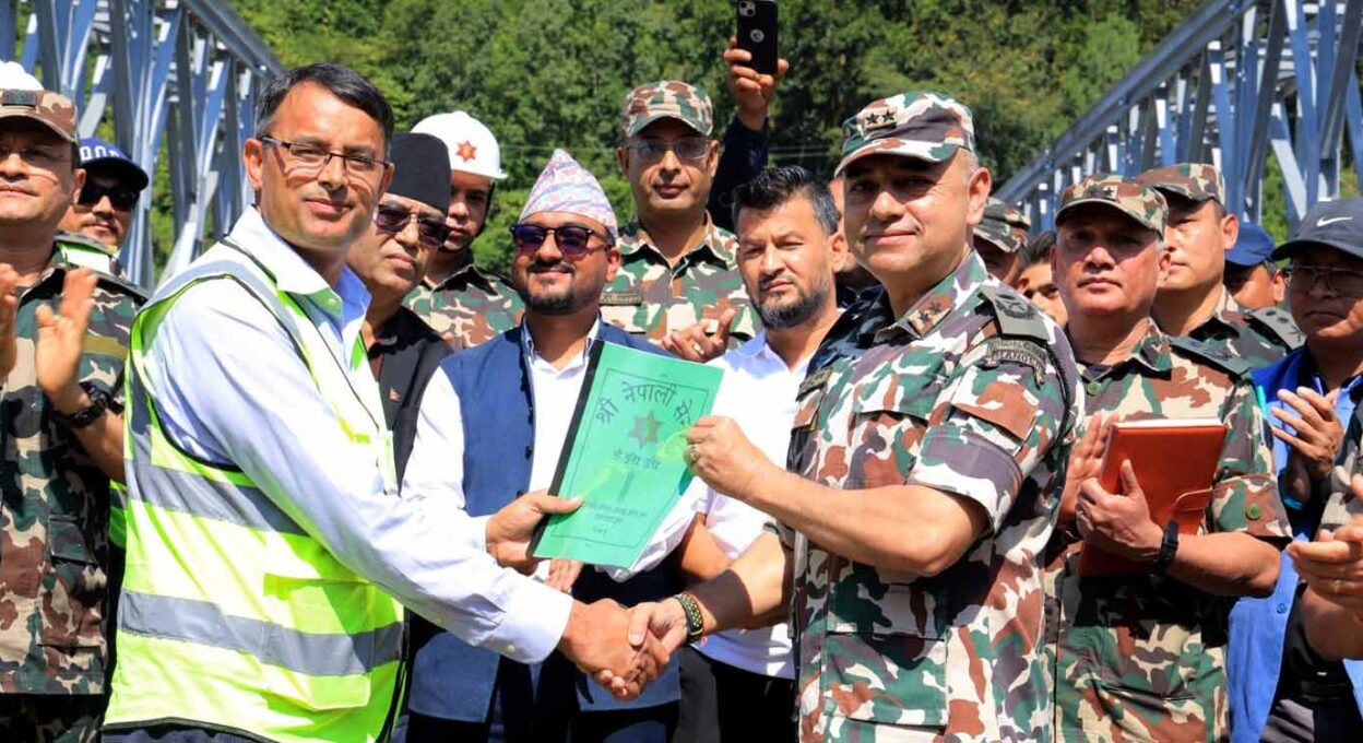 बेत्रावतीमा २४० फिट लामो एक्रो ब्रिज निर्माण सम्पन्न, सेनाद्वारा हस्तान्तरण
