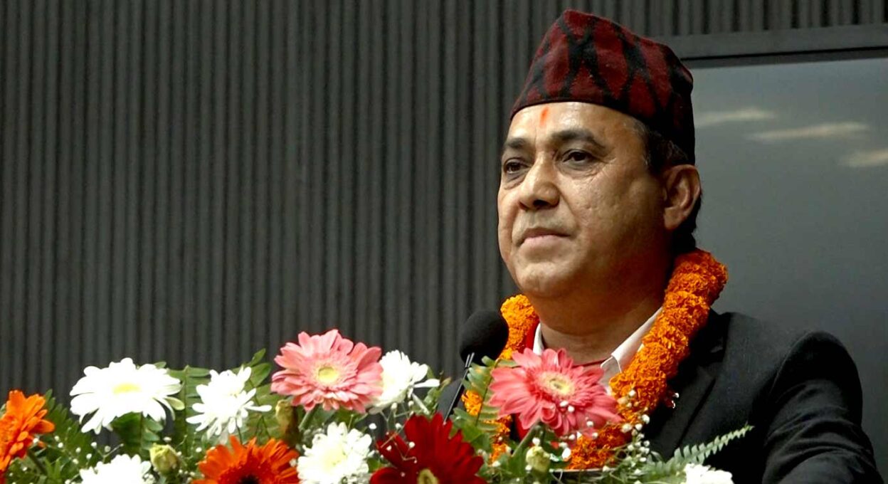 कांग्रेस आफैँमा तरुण बन्दै गएको अनुभूति भएको छ : वरिष्ठ उपसभापति शर्मा