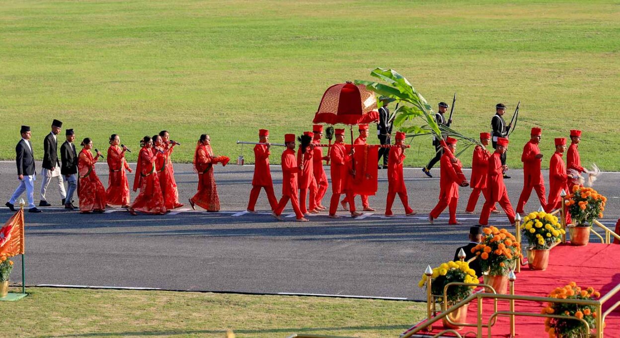 आज बडादशैंकाे सातौं दिन, घर–घरमा विधिपूर्वक फूलपाती भित्र्याइँदै