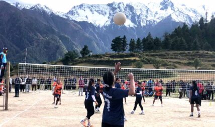 राष्ट्रिय खेलकुदका लागि हुम्लामा प्रदेशस्तरीय महिला भलिबल खेलाडी छनोट सुरु