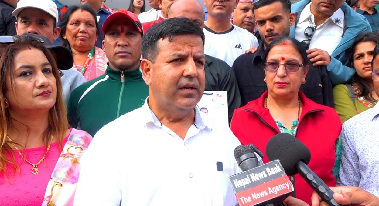 पदमा नरहेपनि पार्टी र जनताको सेवामा निरन्तर लागिरहनेछु : डा. सुनिल शर्मा